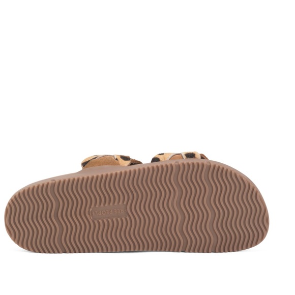 NEW 🐆 Free People Leopard Patterned Studded Slides - Picture 4 of 5